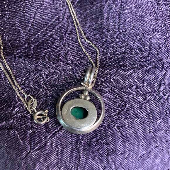 Sterling Silver Turquoise (?) Pendant on 17 inch Sterling Silver Rope Chain - Picture 3 of 7